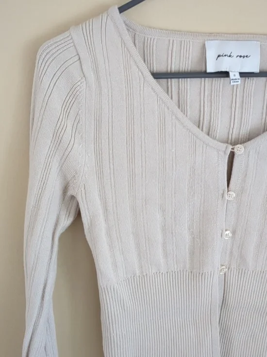 Small Pink Rose Ribbed Oatmeal Long Sleeve Cardigan - Picture 3 of 13